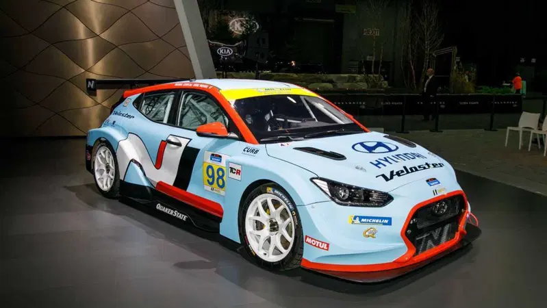 Hyundai Veloster N, ecco quella per il TCR [Video]