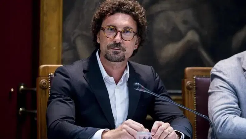 Nazionalizzazione autostrade, Toninelli: &laquo;&Egrave; un nostro obiettivo&raquo;