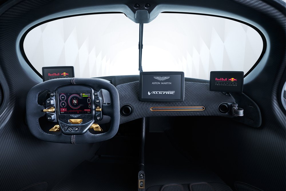 Gli spettacolari interni &quot;minimal&quot; della Aston Martin Valkyrie