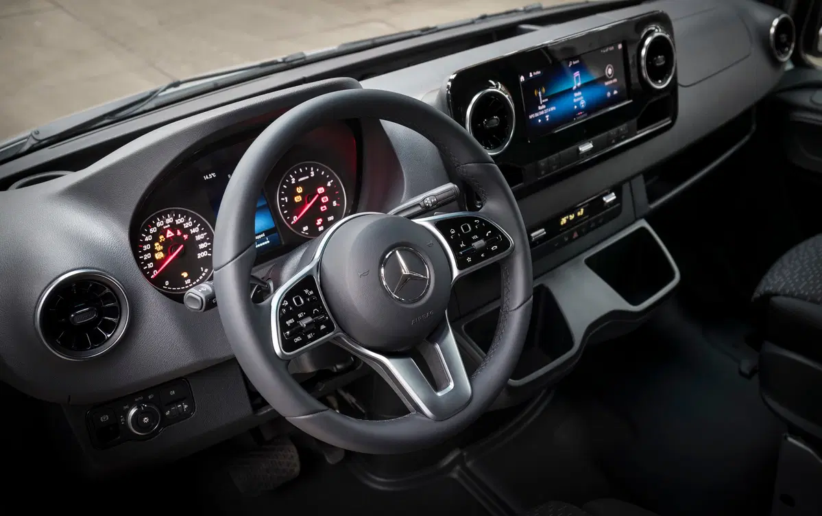 Mercedes Sprinter, con MBUX l'ufficio si sposta con voi [Video] (7)