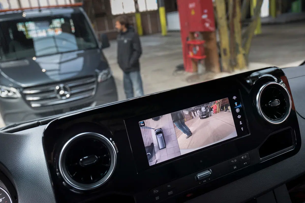 Mercedes Sprinter, con MBUX l'ufficio si sposta con voi [Video] (8)