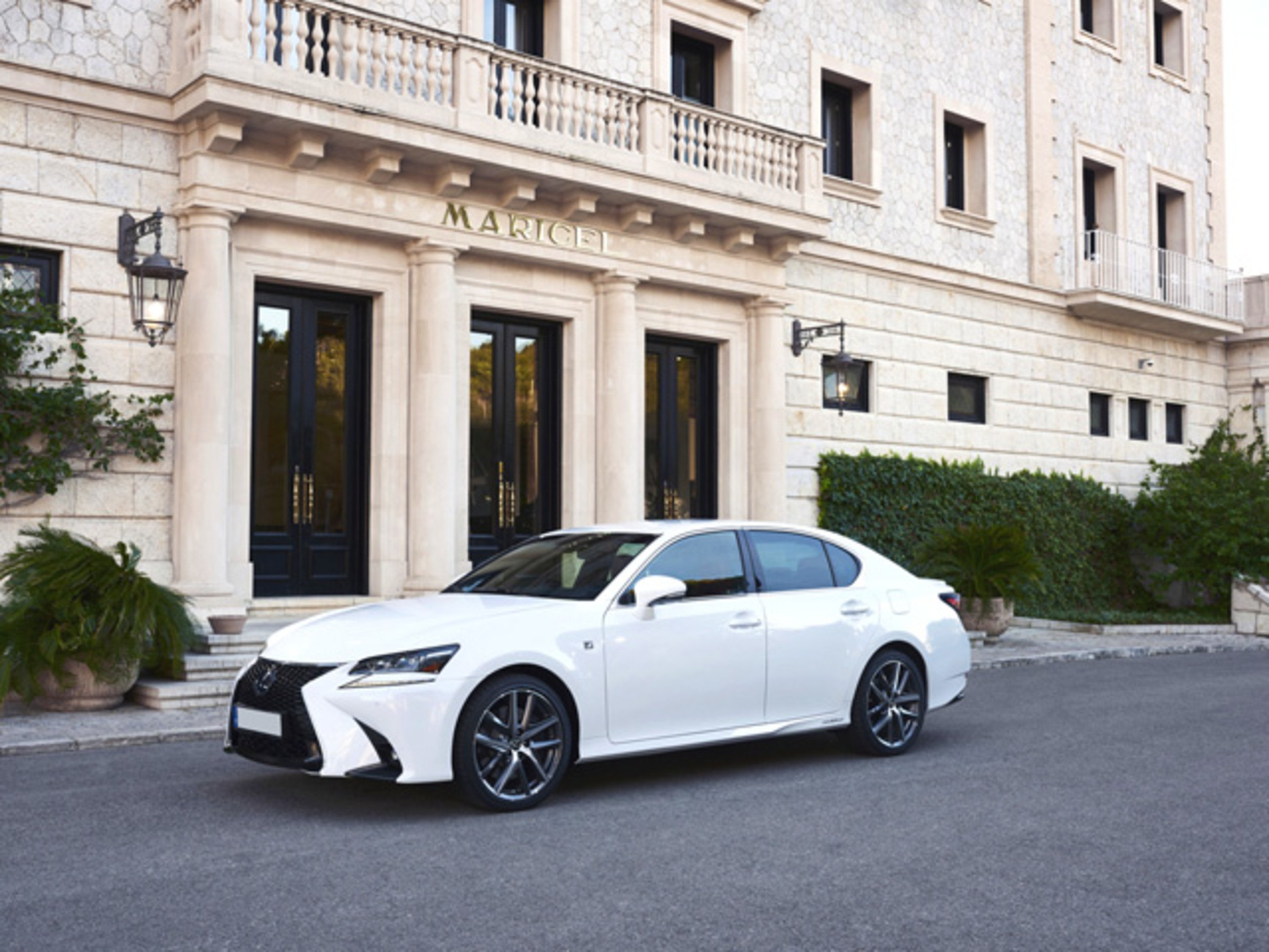 Lexus GS Hybrid Business