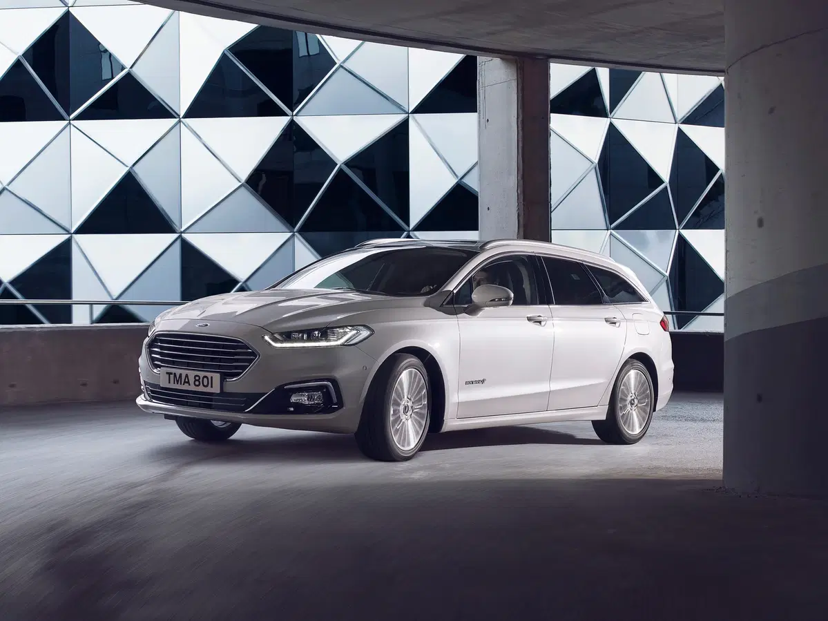 Ford Mondeo restyling 2019, arriva l'ibrido (2)