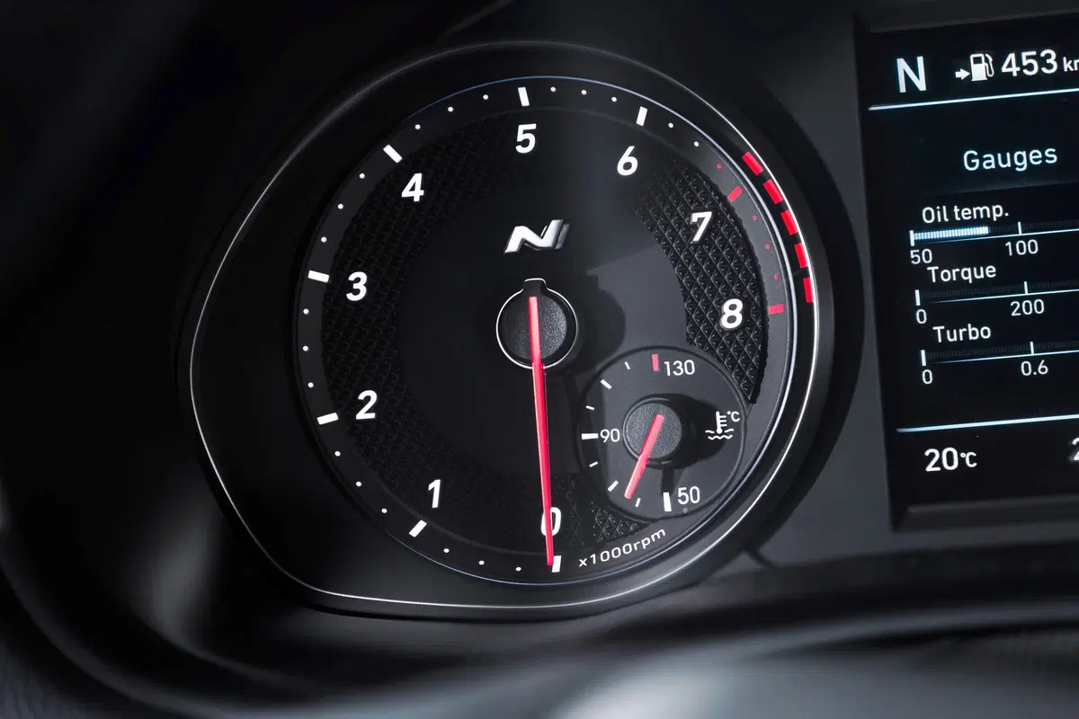 Hyundai i30 Fastback N, grinta da vedere e quanto divertimento (14)