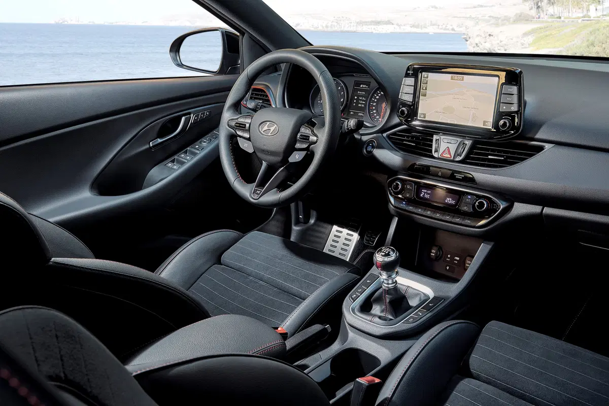 Hyundai i30 Fastback N, grinta da vedere e quanto divertimento (18)