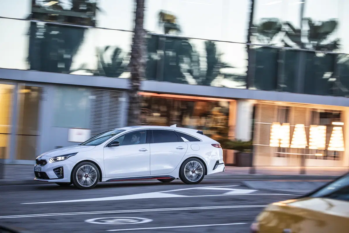 Kia Proceed GT 2019 | Assetto sportivo e 204 CV con carattere [Video] (11)