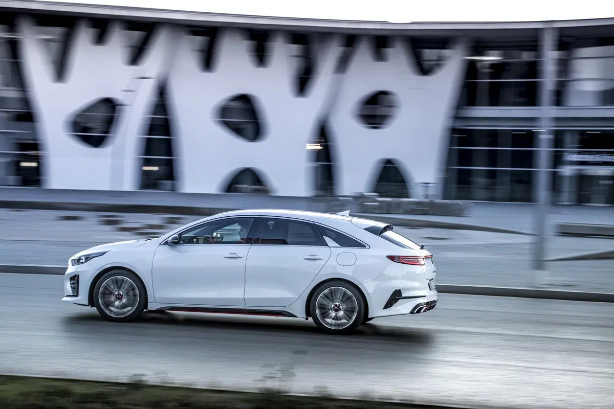 Kia Proceed GT 2019 | Assetto sportivo e 204 CV con carattere [Video] (14)