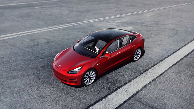 Tesla Model 3, prime consegne per il mercato europeo