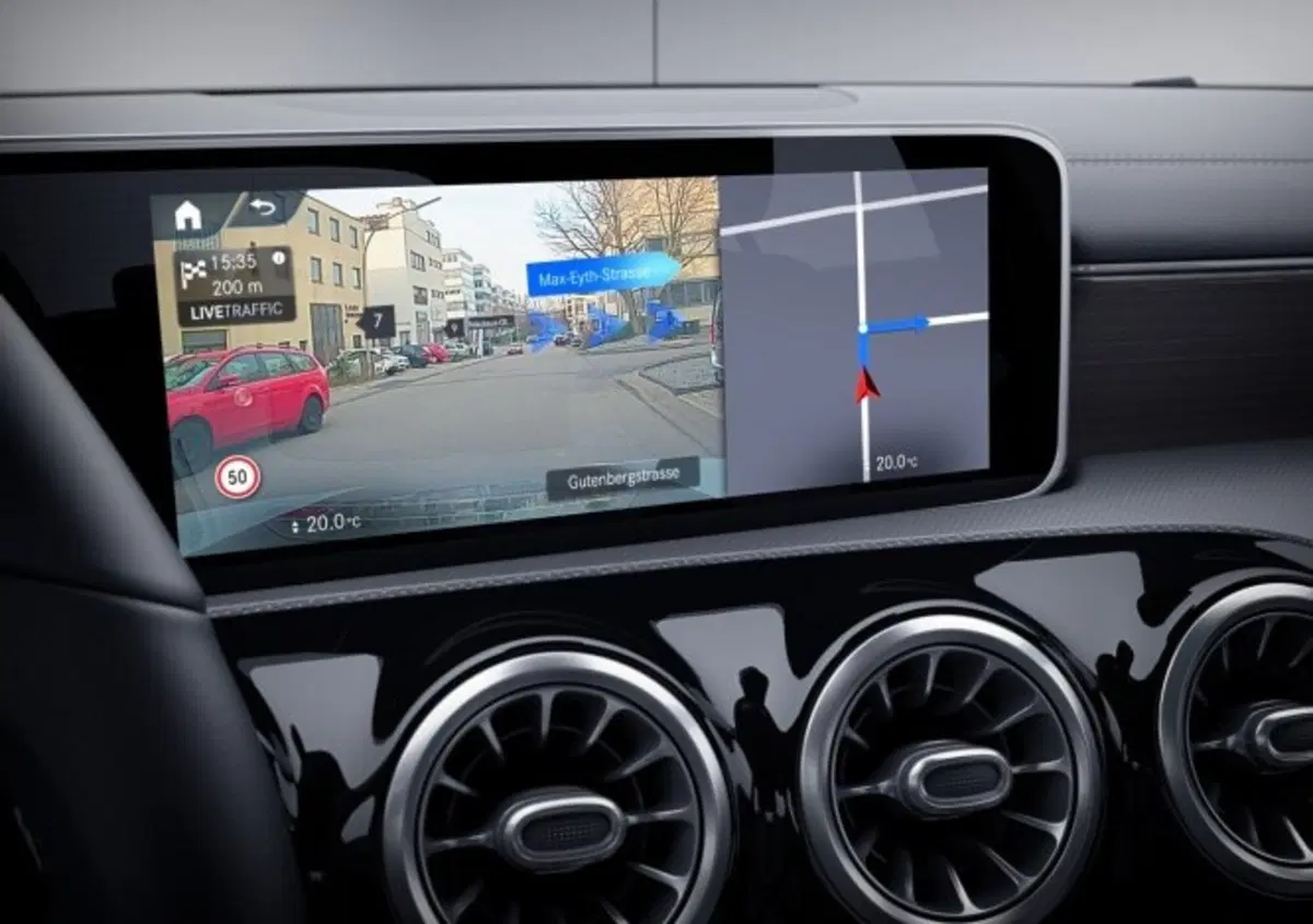 BMW e Mercedes insieme? Per la guida autonoma forse s&igrave;
