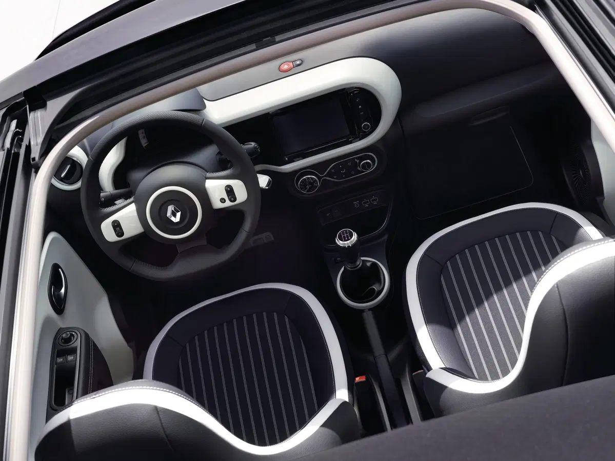 Renault Twingo restyling, debutto a Ginevra (8)