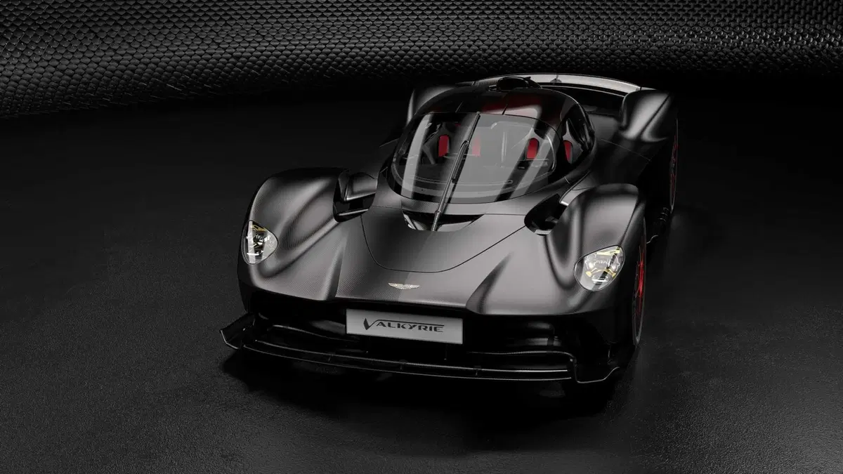 Aston Martin Valkyrie, più estrema con l’AMR Track Performance Pack (18)