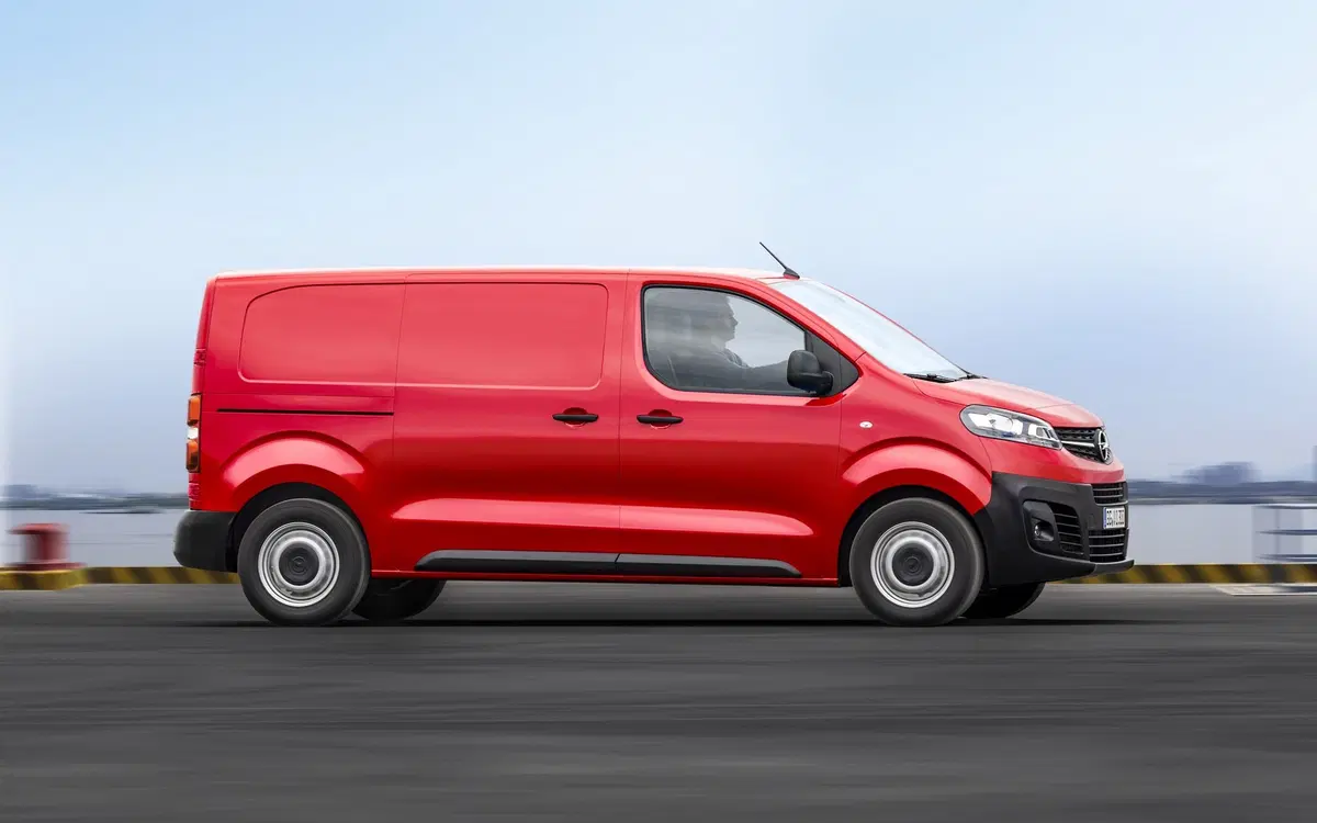 Opel Vivaro 2019: siamo alla 3^ generazione (2)