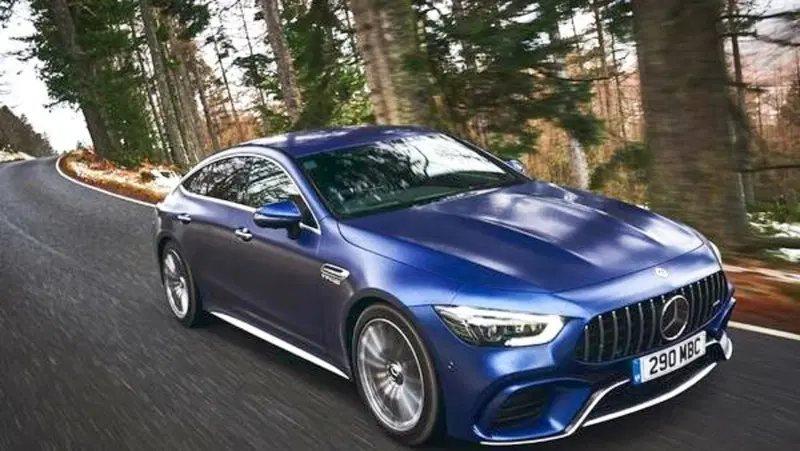 Mercedes AMG GT Coup&eacute; 4, Concorde a caccia di Panamera &amp; Co