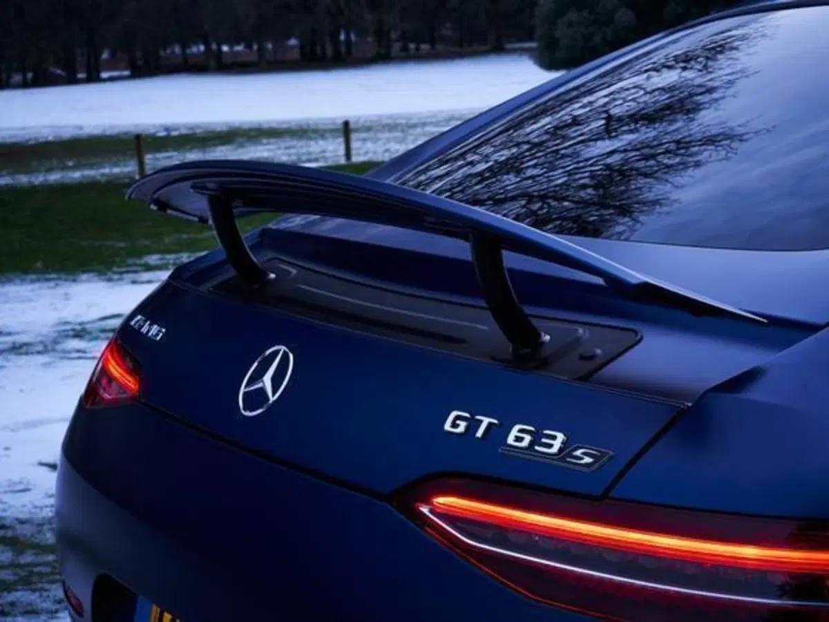 Mercedes AMG GT Coupé 4, Concorde a caccia di Panamera & Co