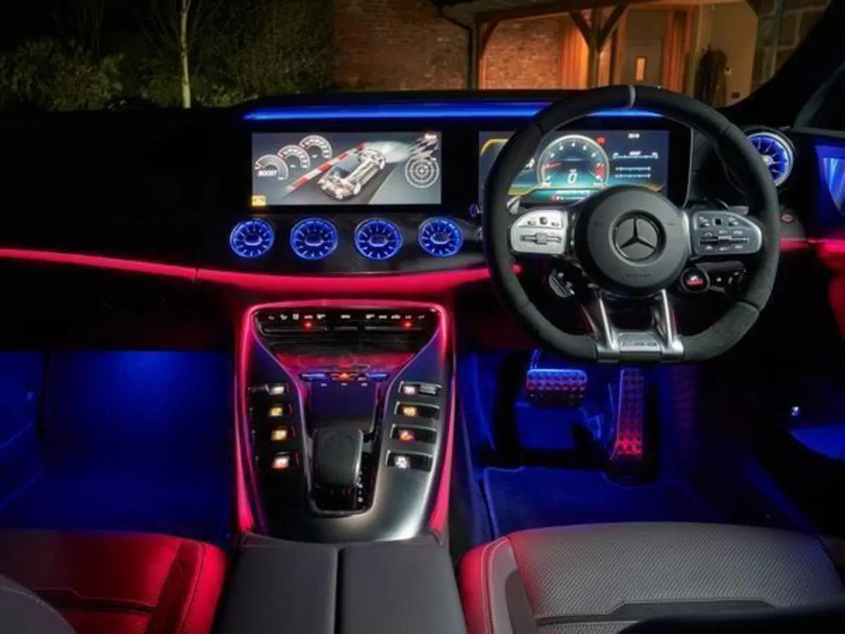 Mercedes AMG GT Coupé 4, Concorde a caccia di Panamera & Co (5)