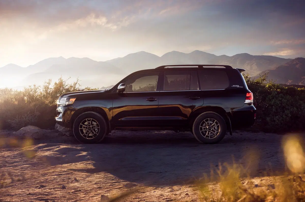 Toyota Land Cruiser Heritage Edition: fuoristrada V8 da 381 CV (6)