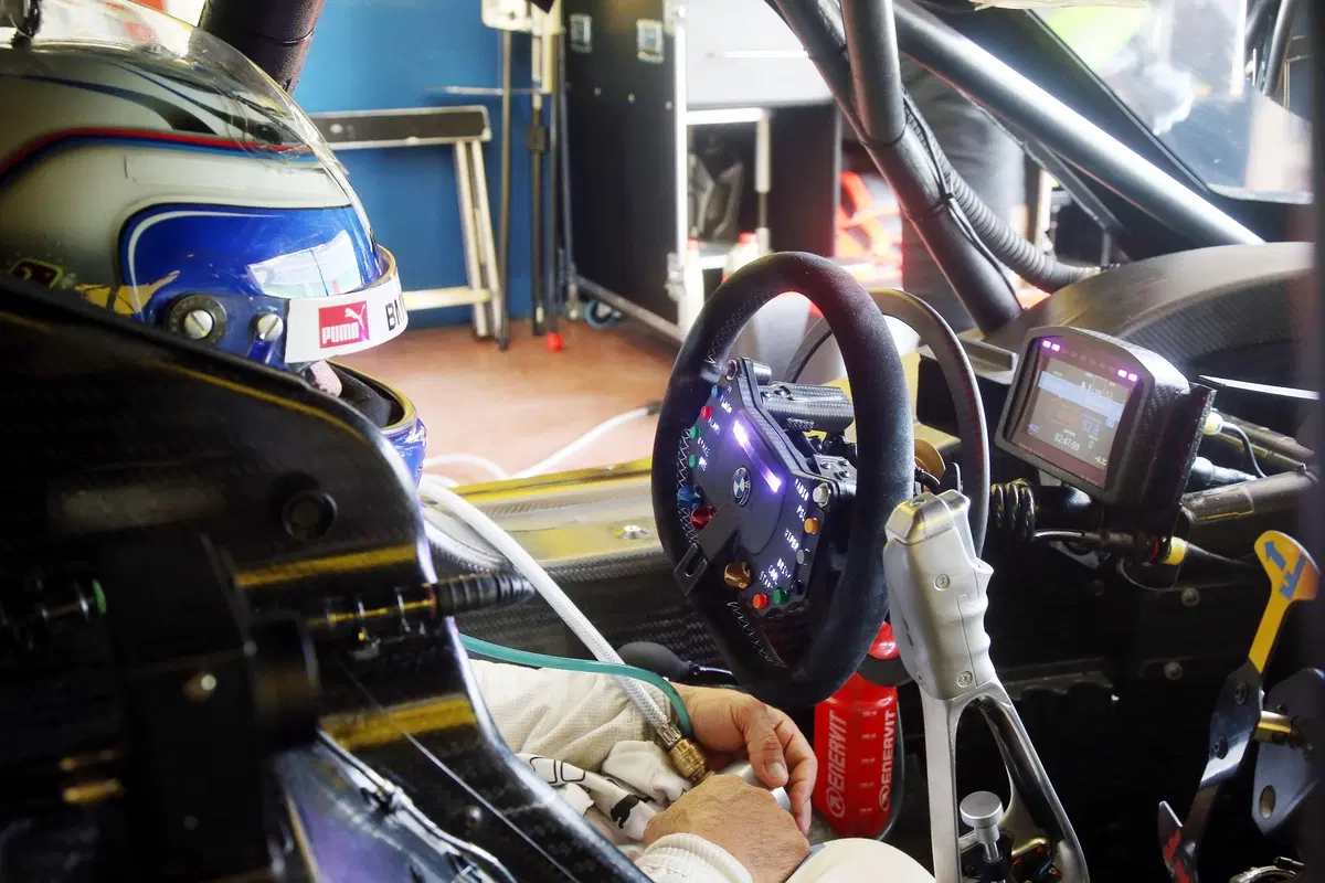 Zanardi: come è cambiato l'abitacolo delle sue BMW dal 2003 ad oggi (15)