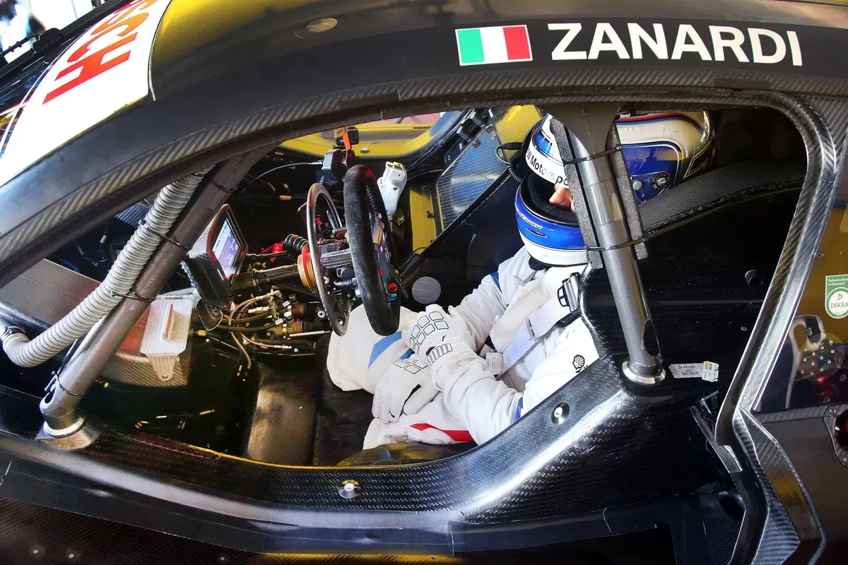 Zanardi: come è cambiato l'abitacolo delle sue BMW dal 2003 ad oggi (2)
