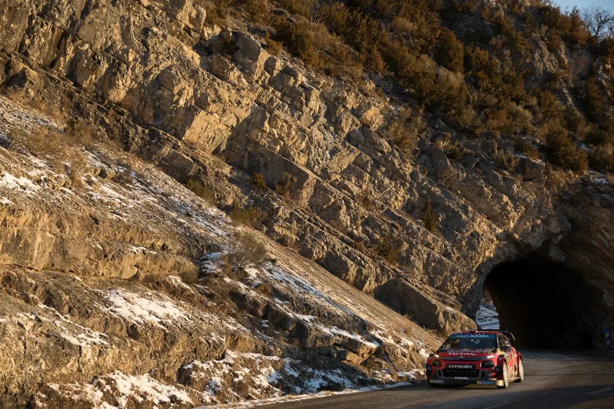 WRC19, Monte-Carlo. Roba da Chiodi, Ogier (Citroen) in Testa (3)
