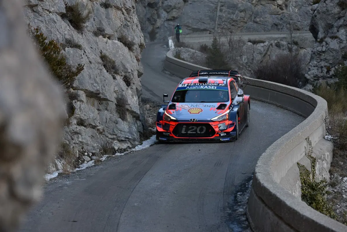 WRC19, Monte-Carlo. Roba da Chiodi, Ogier (Citroen) in Testa (7)