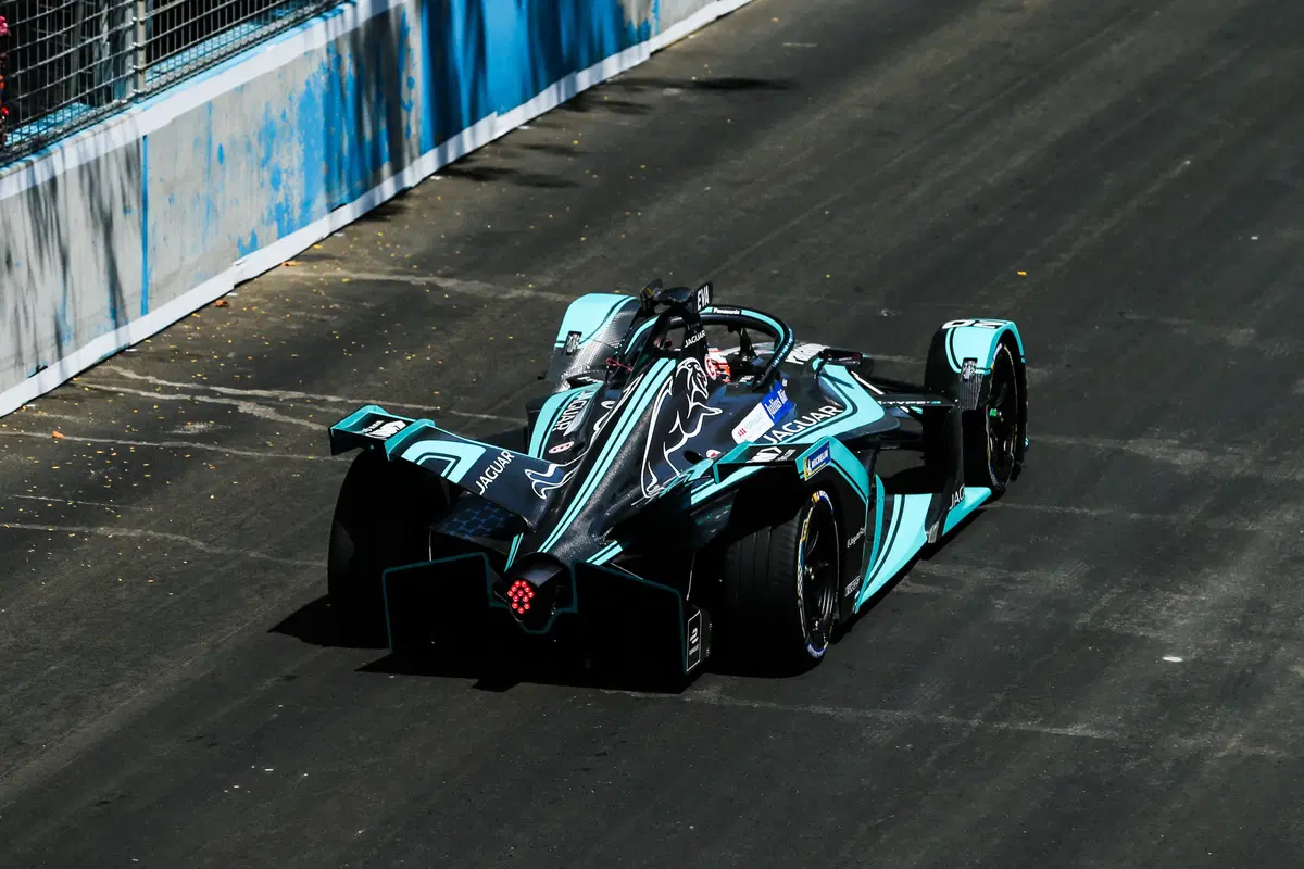 Formula E, ePrix di Santiago del Cile: pole per Di Grassi (9)