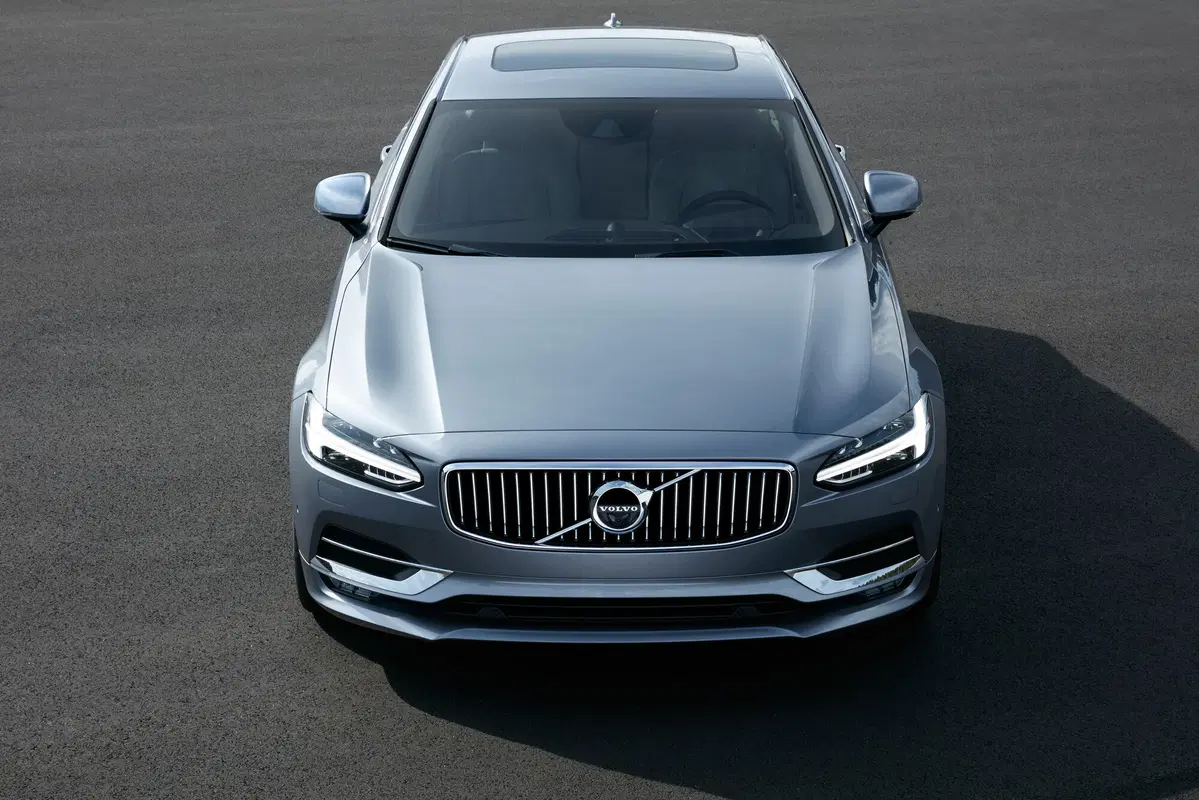 Volvo S90 2.0 b5 Core awd auto (23)