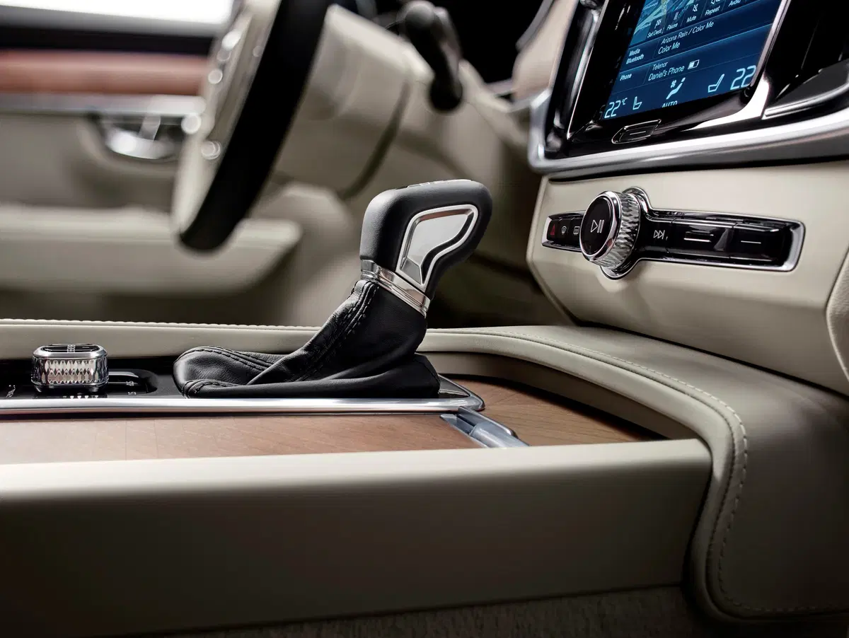 Volvo S90 2.0 b5 Core awd auto (33)
