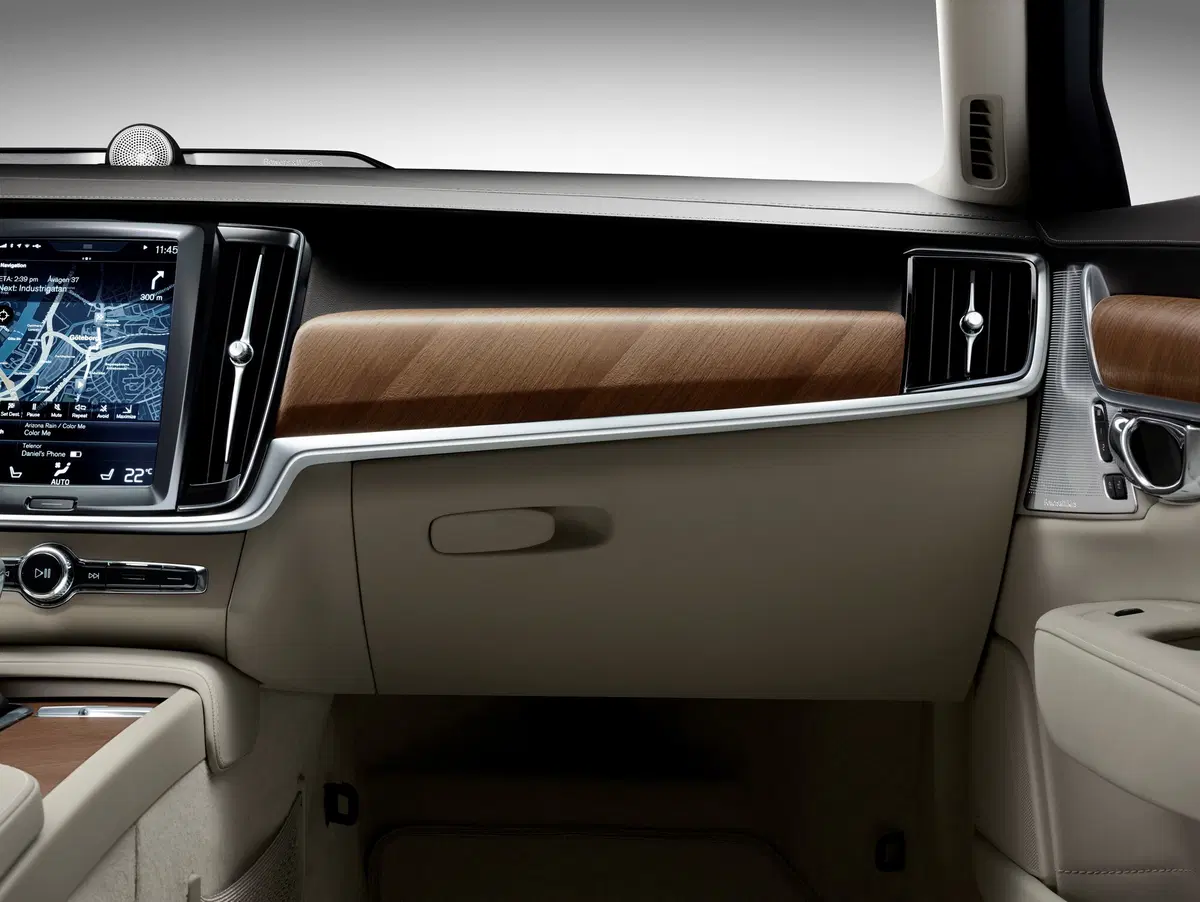 Volvo S90 2.0 b5 Core awd auto (35)