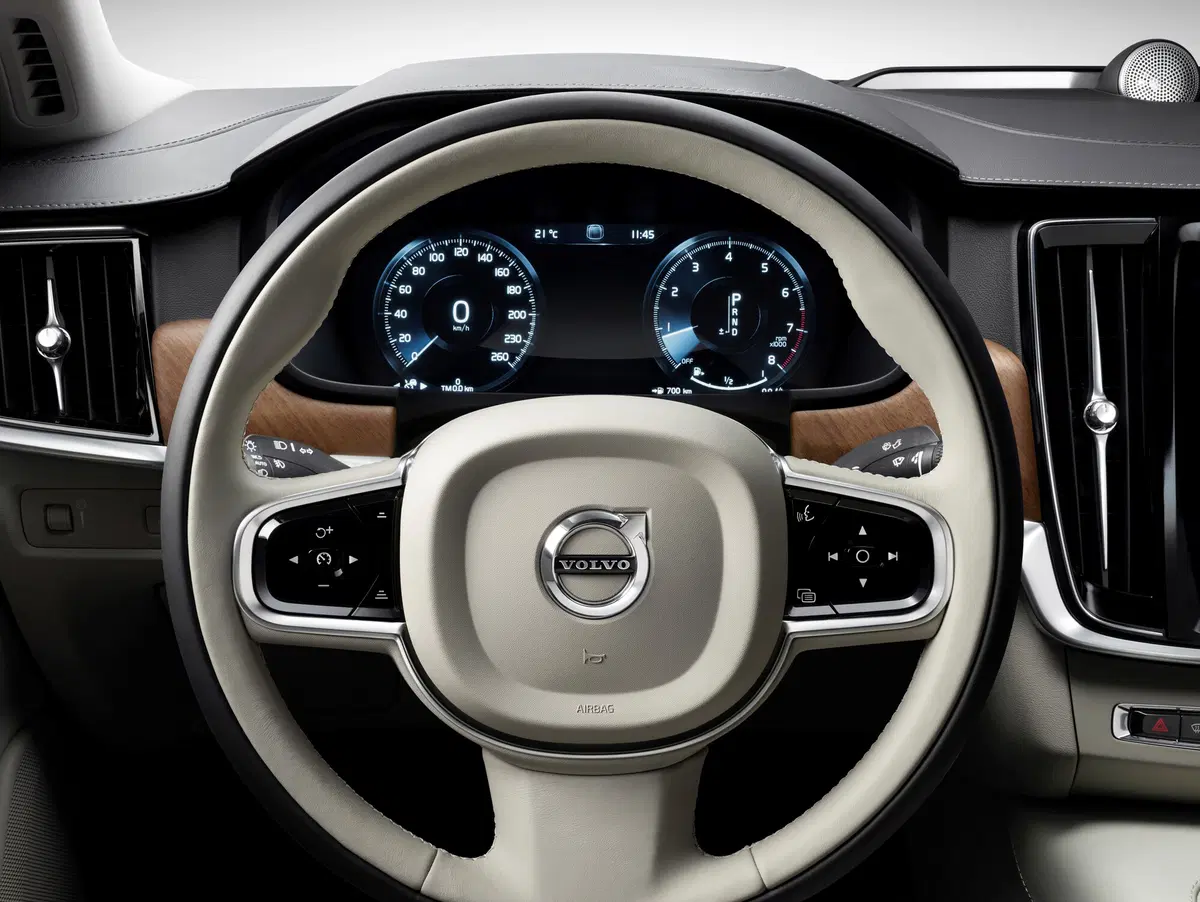 Volvo S90 2.0 b5 Core awd auto (25)