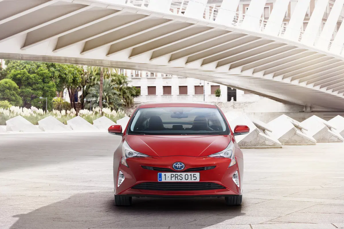 Toyota Prius (2016-23) (3)