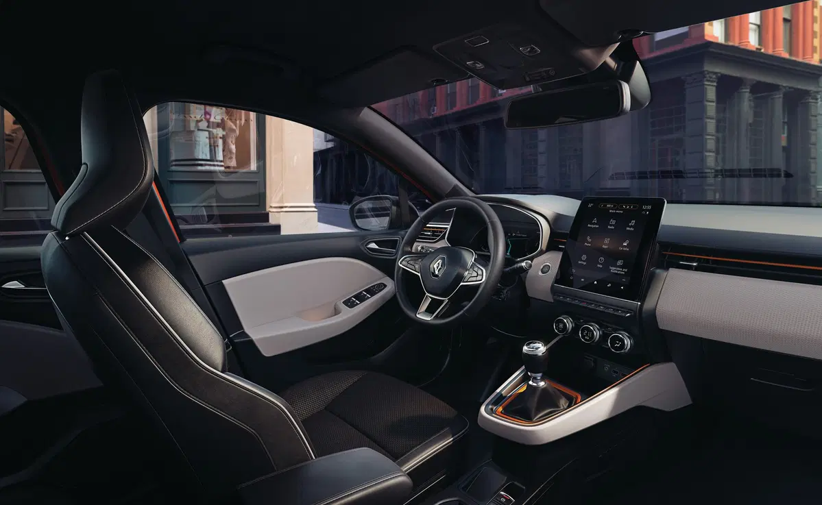 Nuova Renault Clio, svelati gli interni (4)