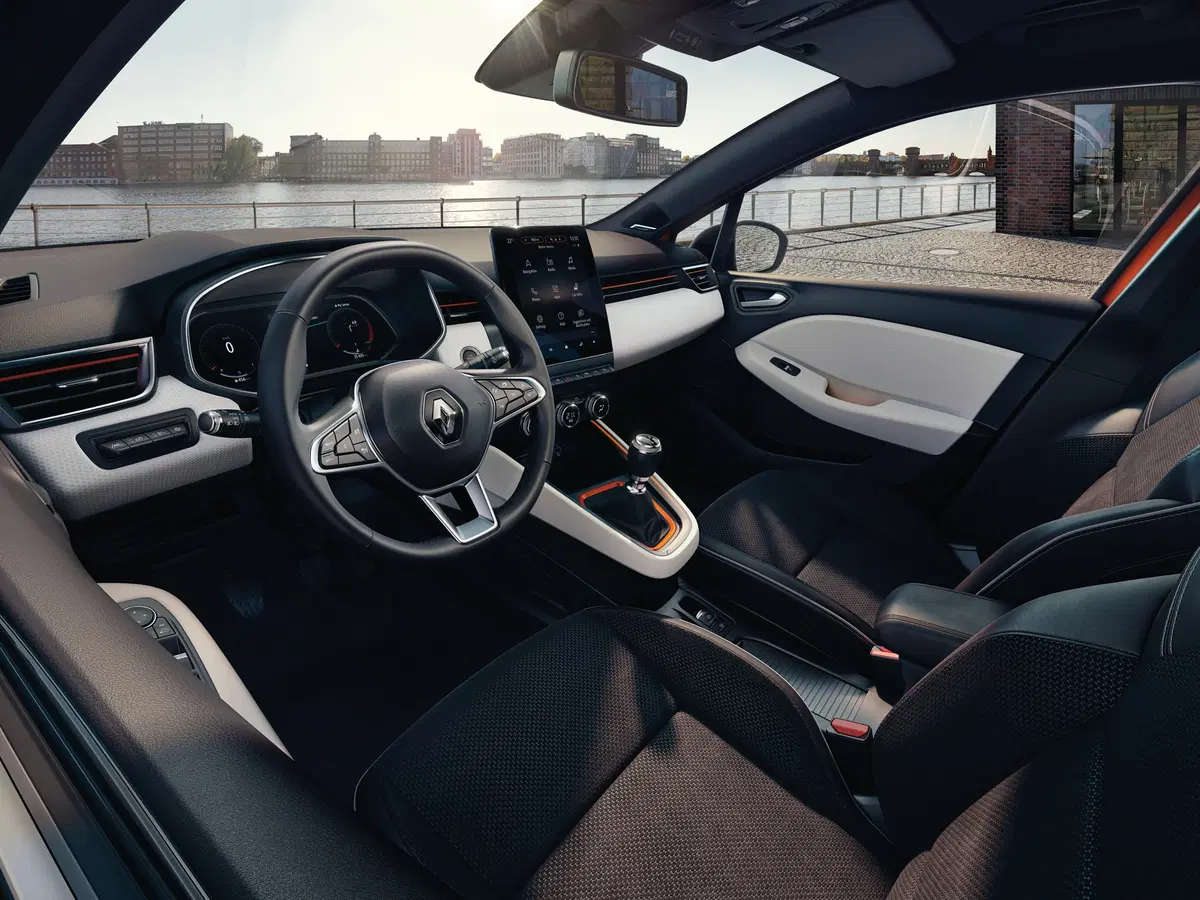 Nuova Renault Clio, svelati gli interni (7)