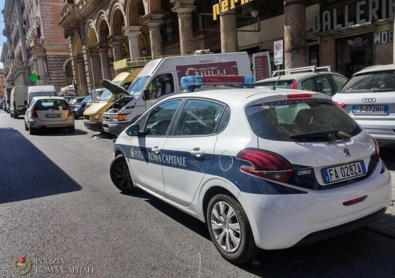 Roma, 197 indagati per multe cancellate