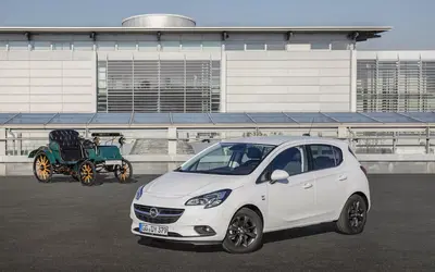 Opel Corsa, un'edizione speciale per i 120 anni del Marchio