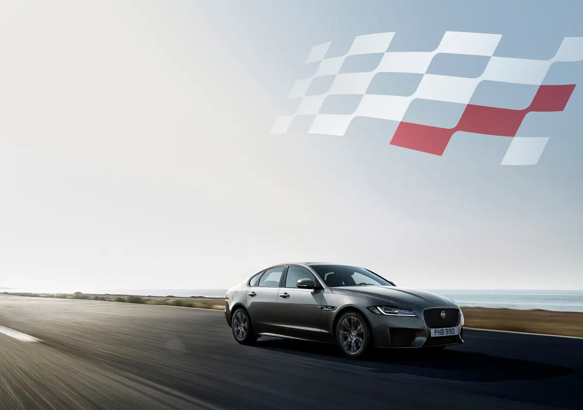 Jaguar XF e XF Sportbrake, arriva la serie speciale Chequered Flag (2)