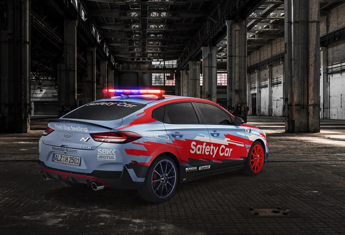 Hyundai i30 Fastback N: safety car per il Mondiale SBK 2019 (3)