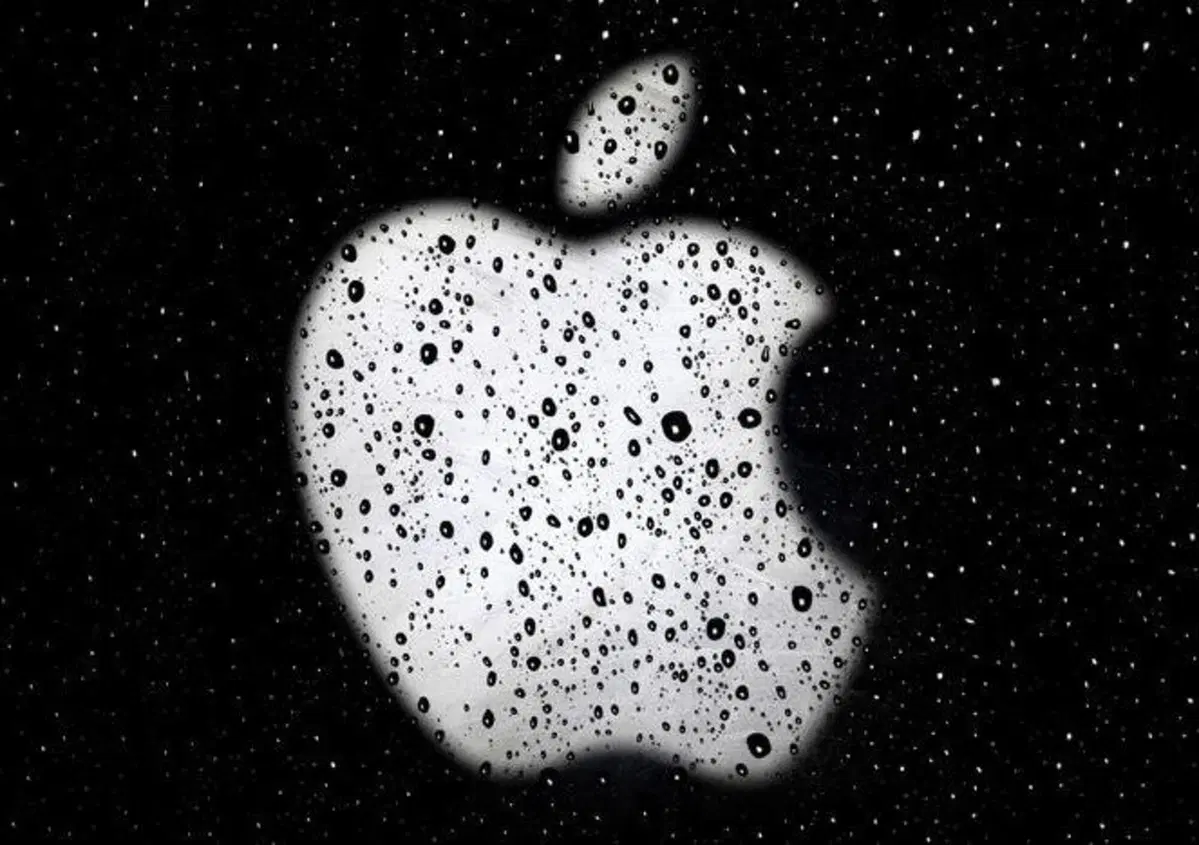 Apple, ingegnere accusato di furto di dati sull'auto autonoma