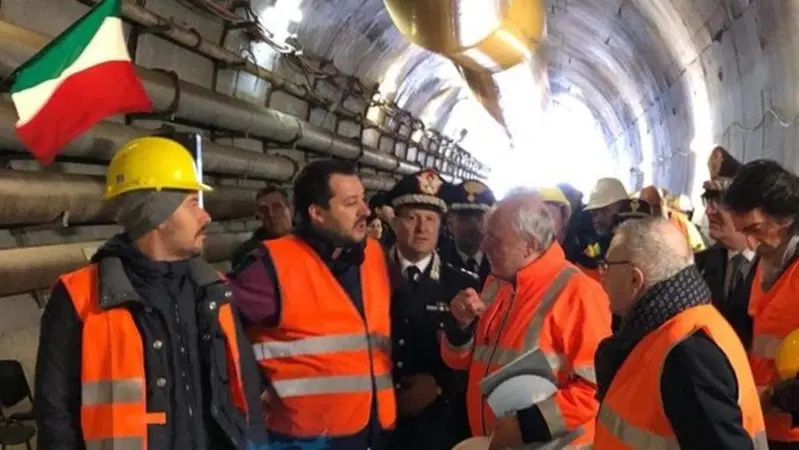 Salvini sulla TAV, avanti tutta
