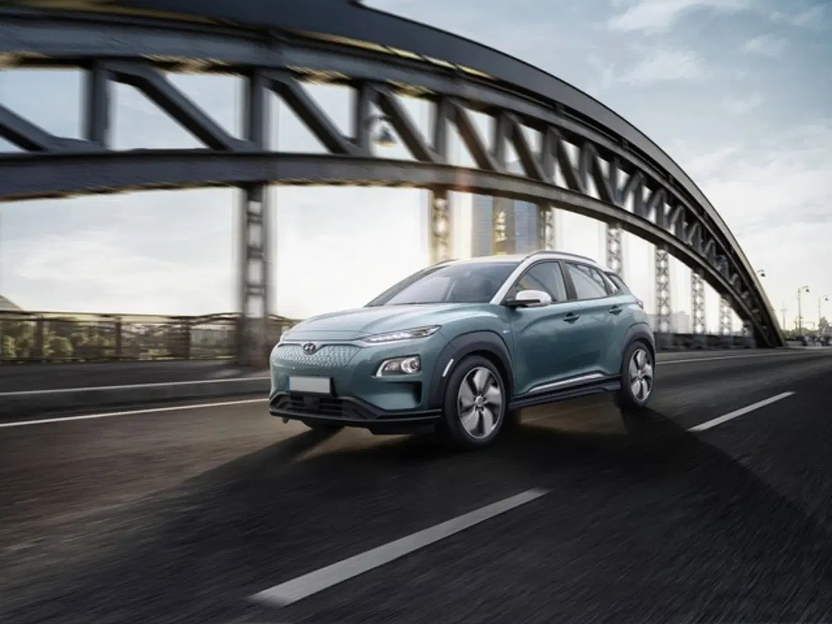 Hyundai Kona EV 64 kWh XPrime (2)