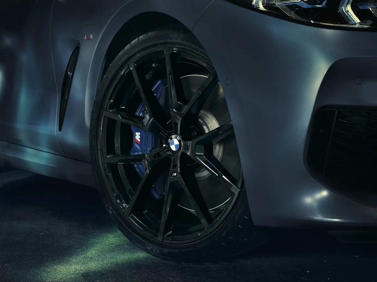 BMW Serie 8 First Edition, dettagli esclusivi per 400 esemplari (4)