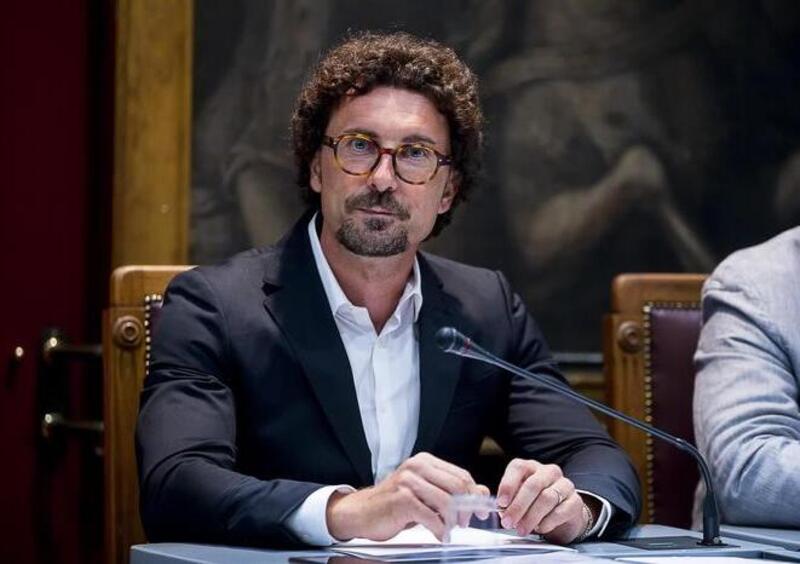 TAV, Toninelli: &laquo;Chi se ne frega di andare a Lione&raquo;