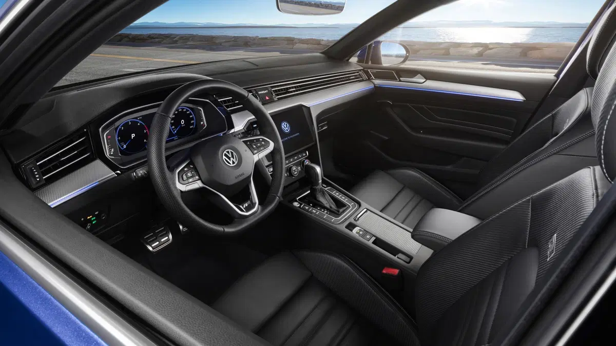 Volkswagen Passat 2019: foto e video della nuova generazione (4)