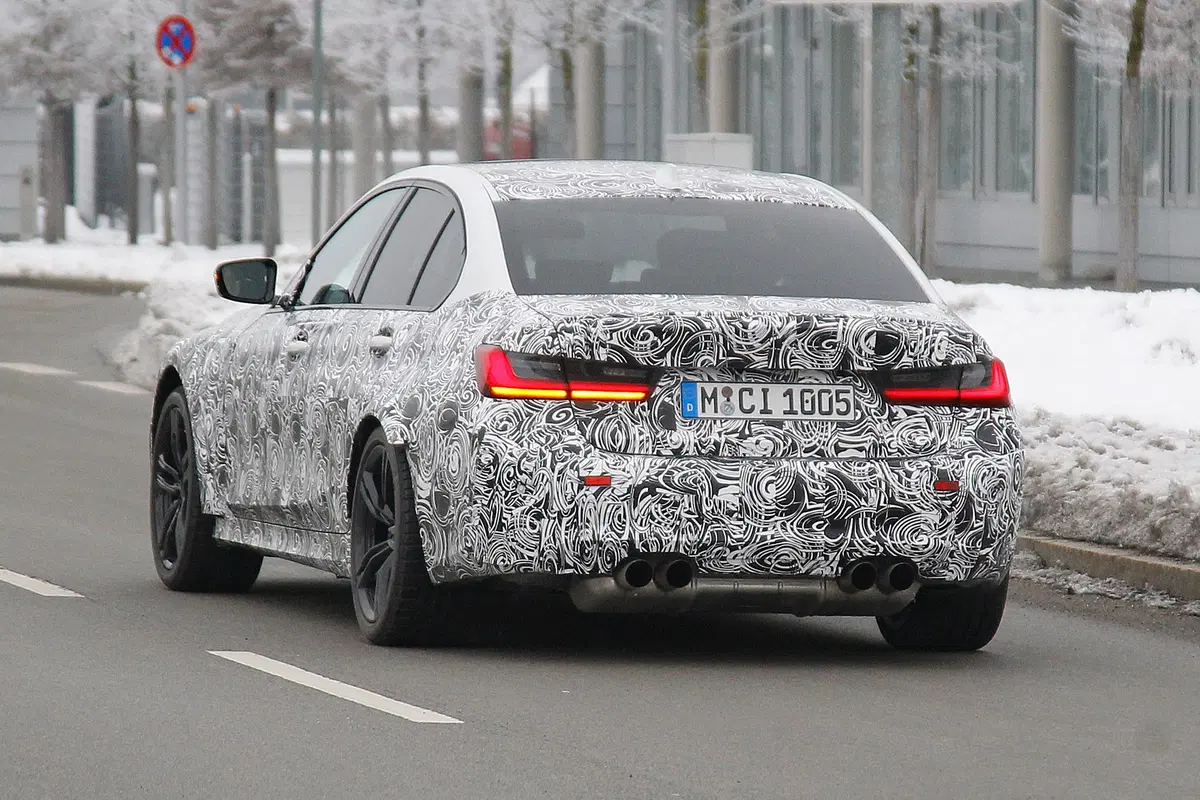 Nuova BMW M3, le foto spia (4)
