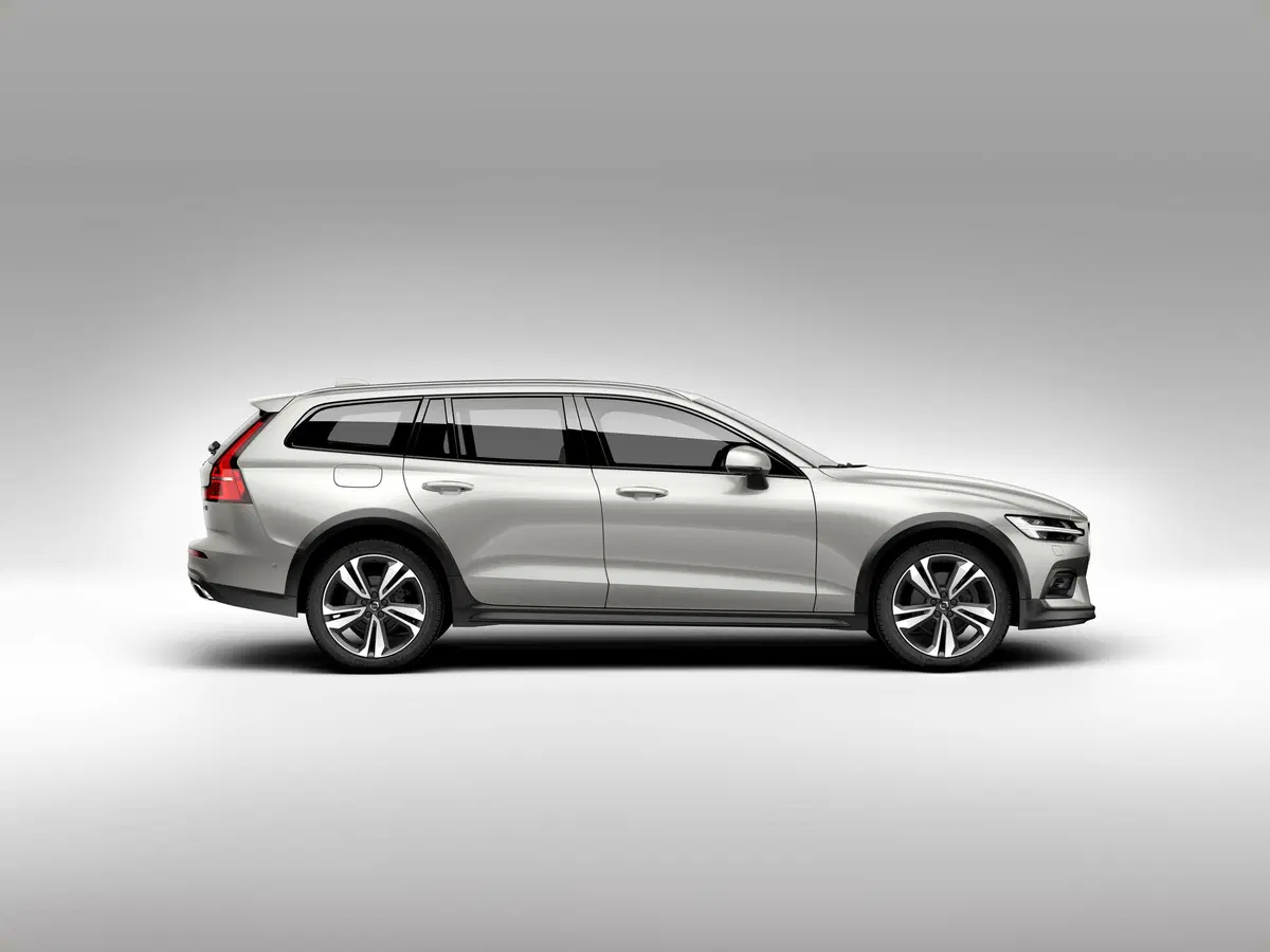 Volvo V60 Cross Country D4 AWD Geartronic Business Plus (2)