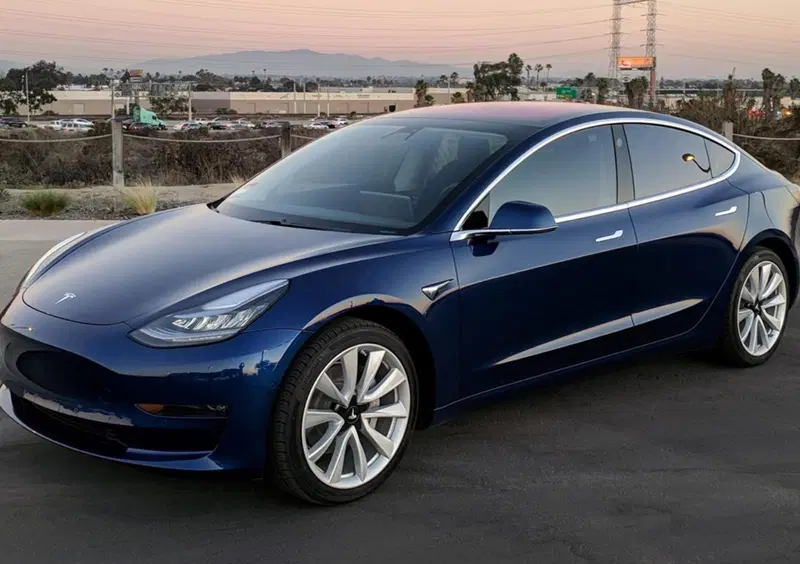 Tesla Model 3 (2018-->>) (26)