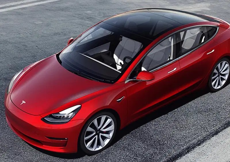 Tesla Model 3 (2018-->>) (30)