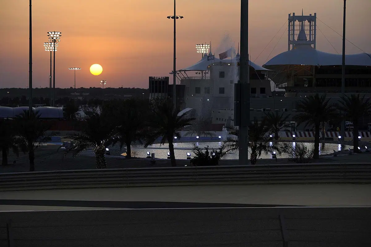 F1, Gp Bahrain 2016: pole per Hamilton. Vettel terzo (4)