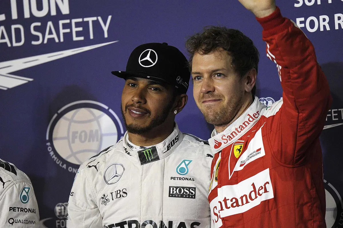 F1, Gp Bahrain 2016: pole per Hamilton. Vettel terzo (23)