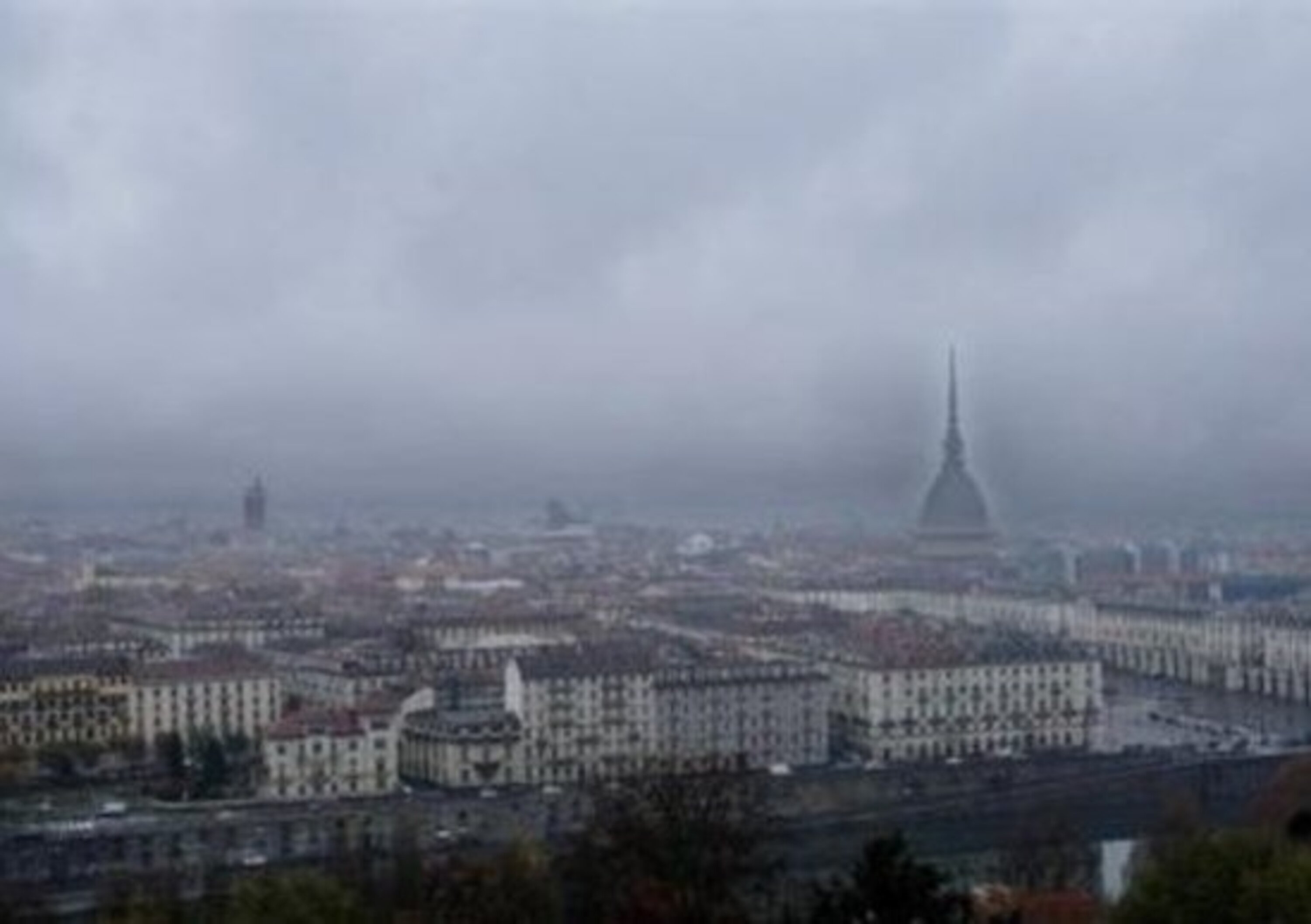 Emissioni PM10, a Torino gi&agrave; superato il limite di 35 sforamenti annuali