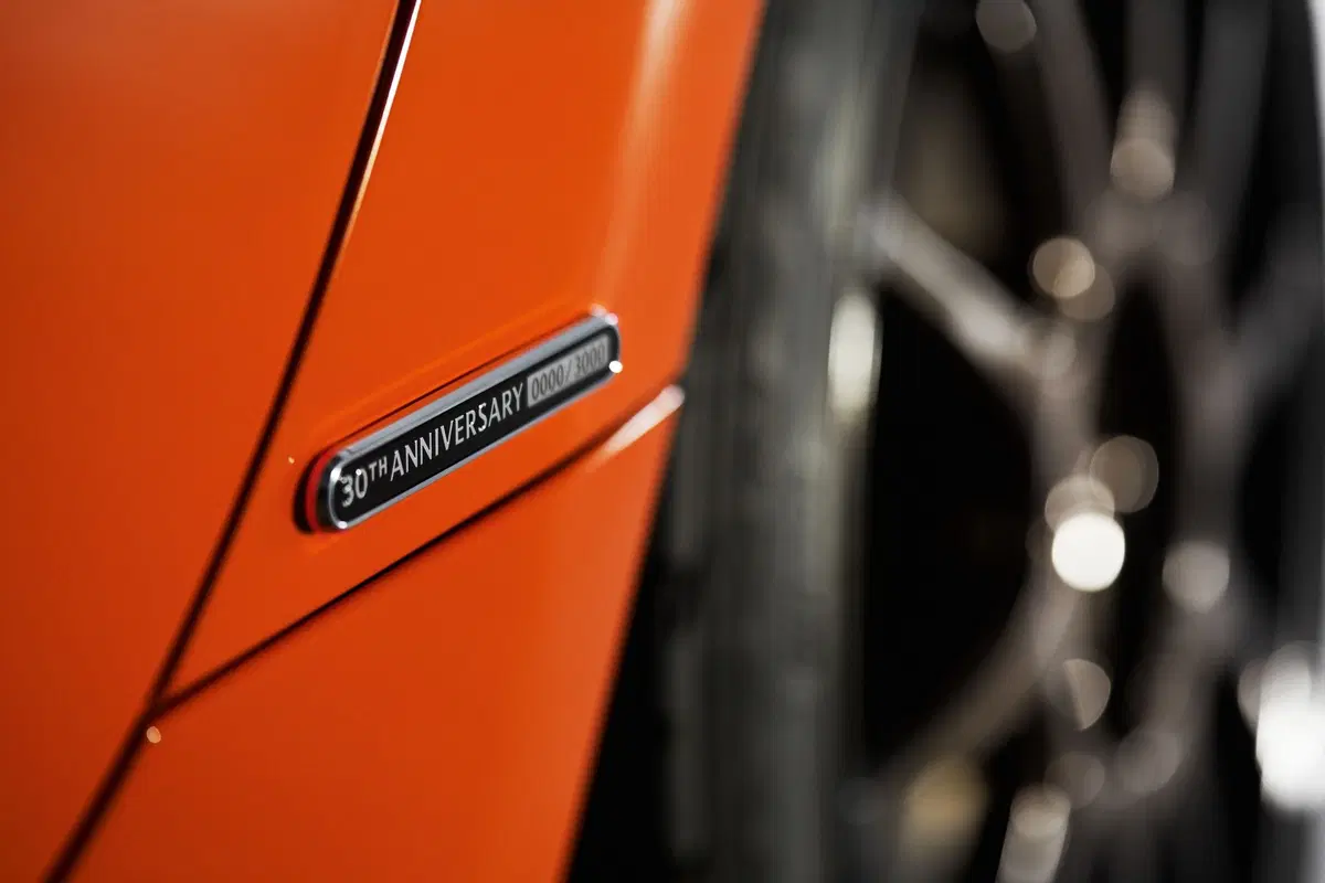 Mazda MX-5 30th Anniversary Edition, al via le vendite in Italia (4)